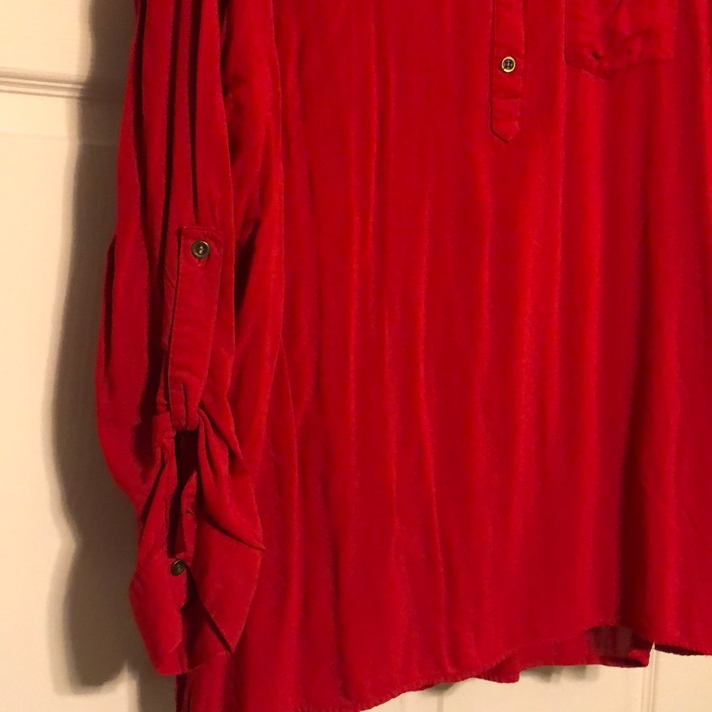 Red top - Picture 3 of 3